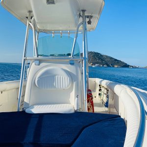 Robalo, tour in barca a motore