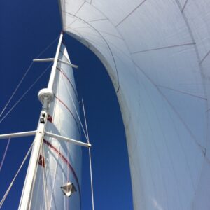 Zaurak tour in barca a vela